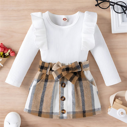 Ensemble mignon de bébé fille