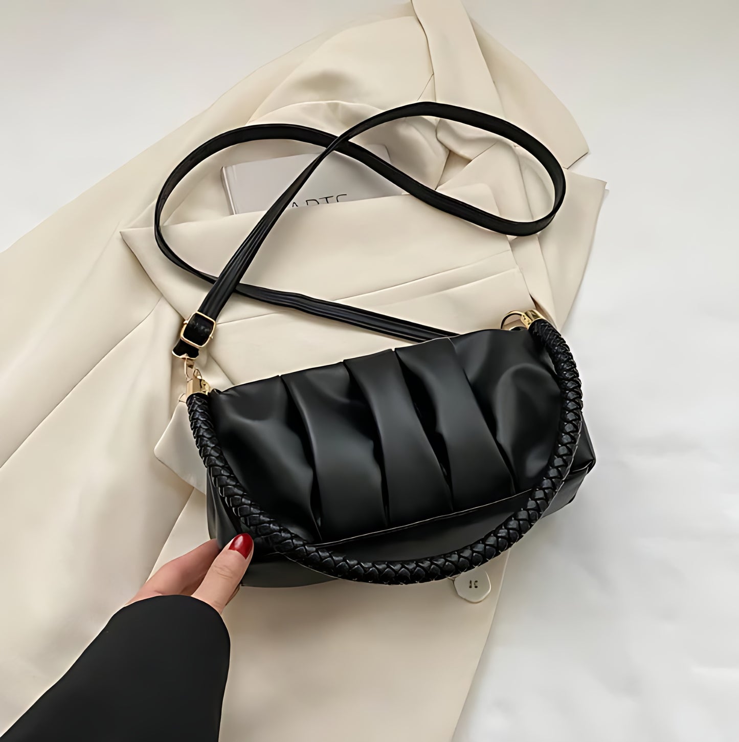 Elegance Shoulder Bag